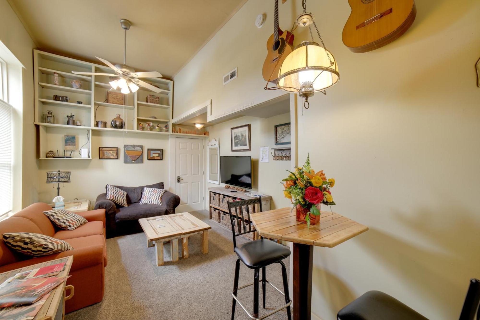Walk To Water St And River Quaint Saugatuck Apt 외부 사진