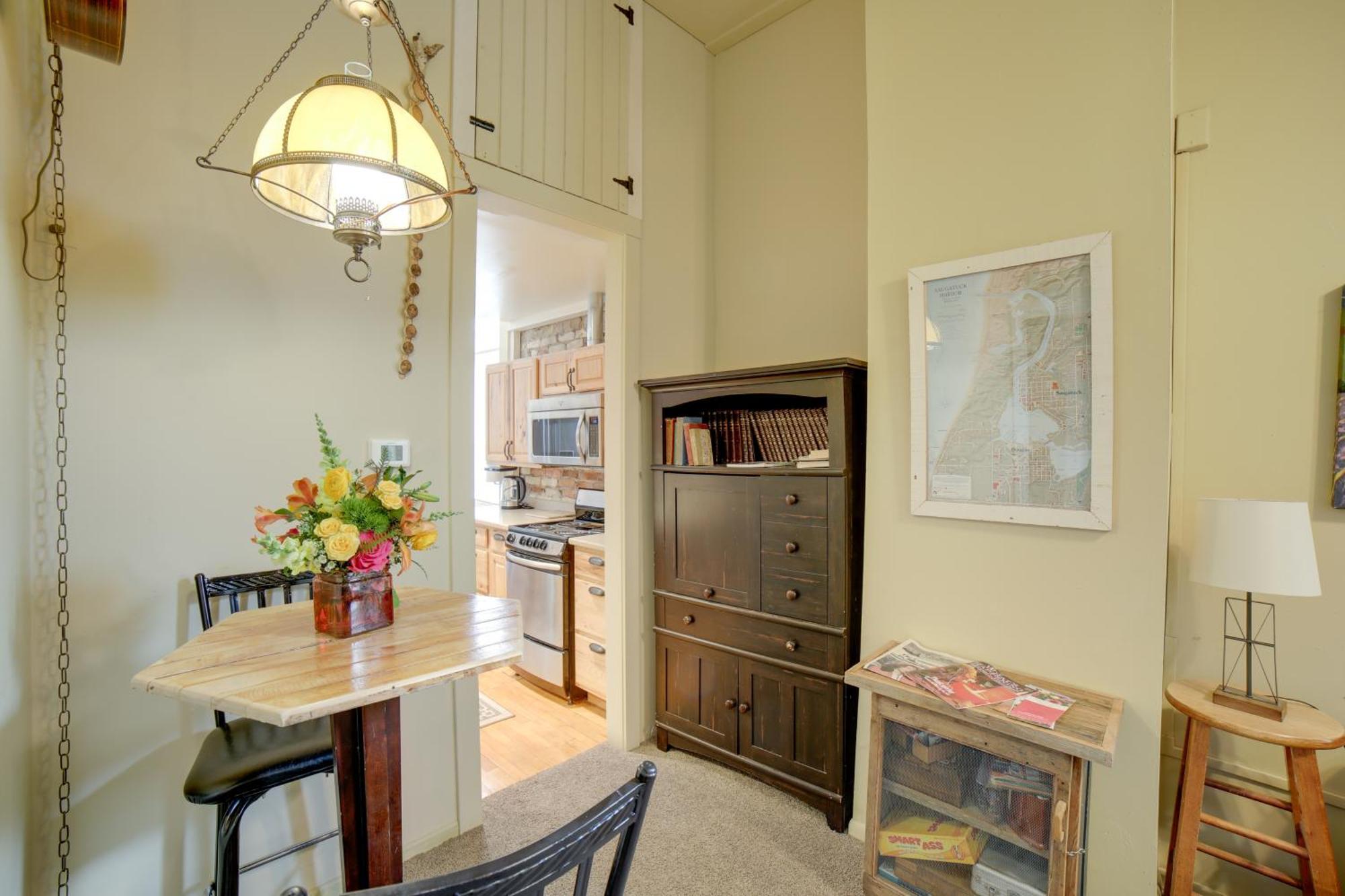 Walk To Water St And River Quaint Saugatuck Apt 외부 사진